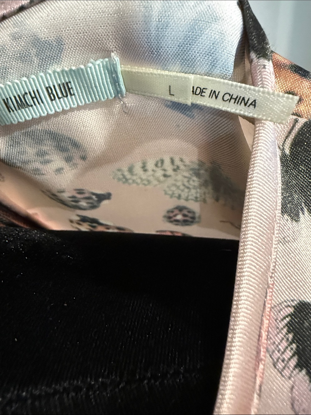 Kimchi Blue Butterfly Shift Dress - Picture 9 of 9